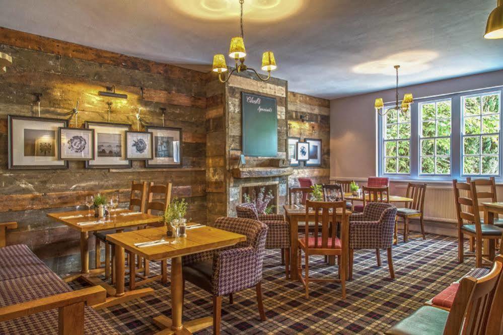 The Poacher Inn Хук Экстерьер фото