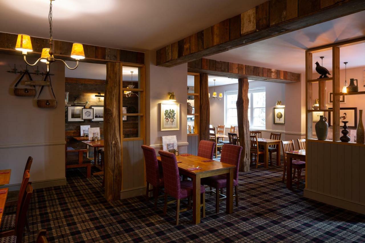 The Poacher Inn Хук Экстерьер фото